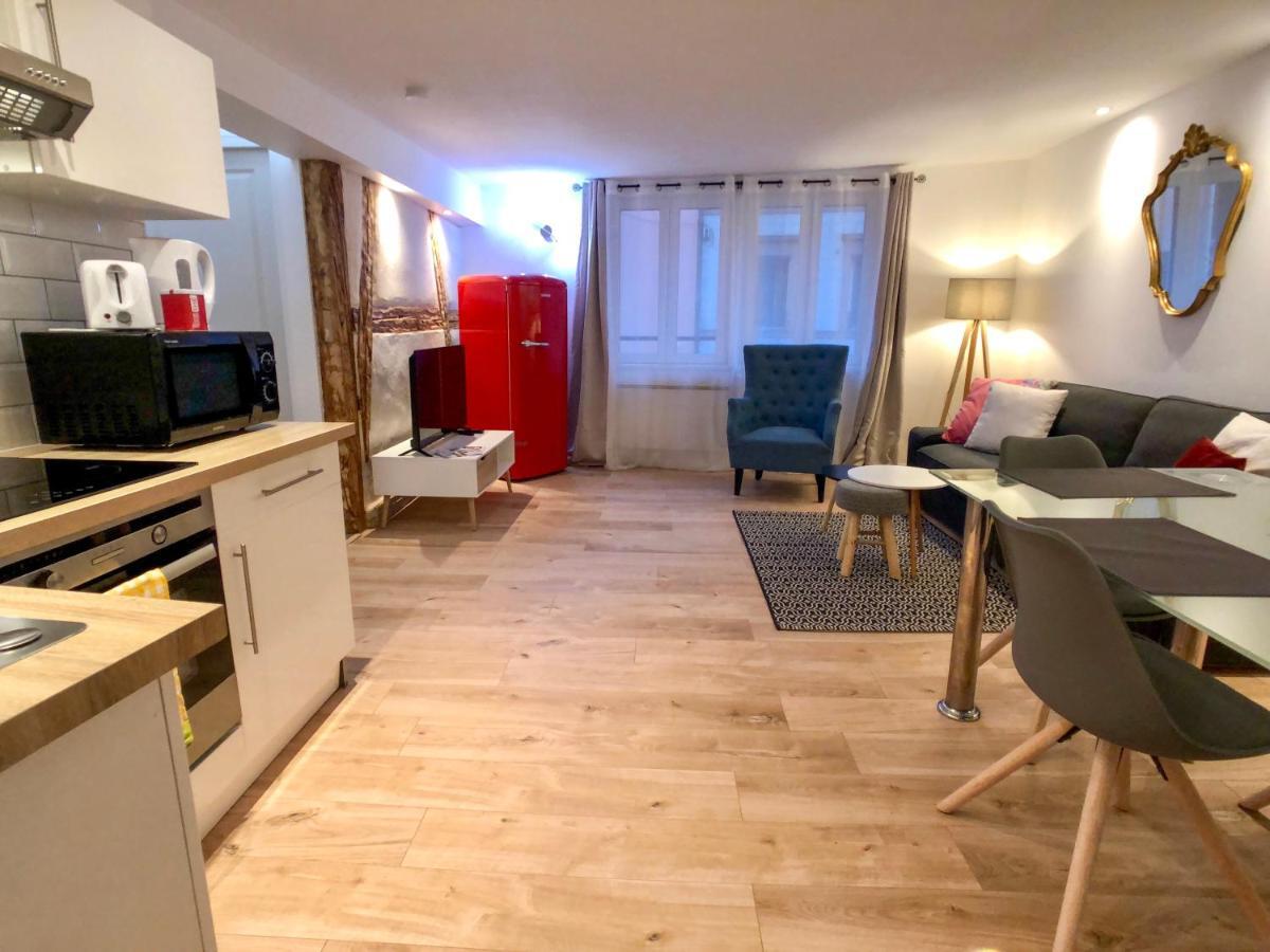 Beauty & The Beast - Old Town Cosy Apartments 콜마 외부 사진